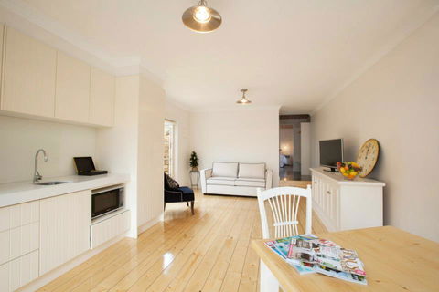 Apartment 35 - New South Wales Tourism  2