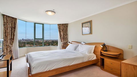 Apartment In The Heart Of Chatswood - New South Wales Tourism  2
