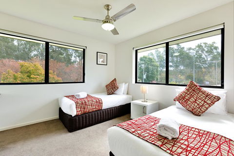 Apex Park Holiday Apartments - New South Wales Tourism  3