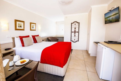 Apple & Grape Motel - New South Wales Tourism  1
