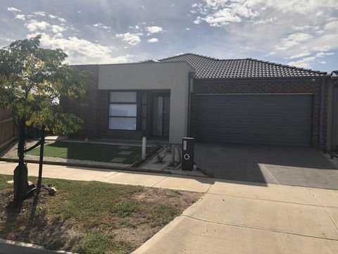 Apple House Tarneit North - New South Wales Tourism  1