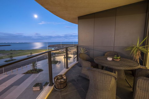 Apt 221 Marinaquays - New South Wales Tourism  0