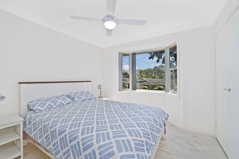 Aqualuna At Lighthouse Beach 8 Capalla Court - New South Wales Tourism  2