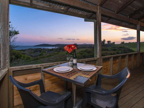 Aqualuna- Excellent Surfing Beaches. - New South Wales Tourism  0