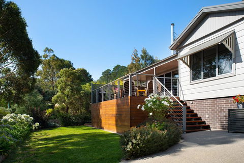 Arabella Meadows - New South Wales Tourism  1