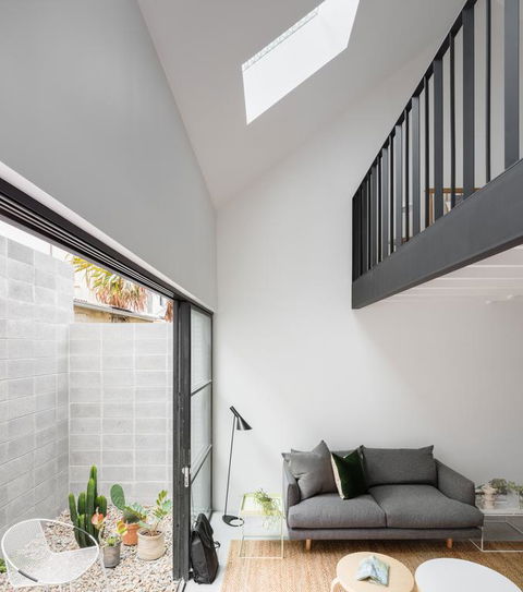 Architectural Design Award Winning City House - New South Wales Tourism  3