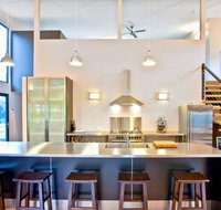 Architecturally designed beach house - New South Wales Tourism 