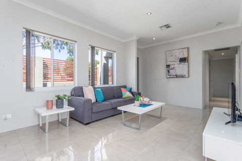 Ardross Short Stays - New South Wales Tourism  3