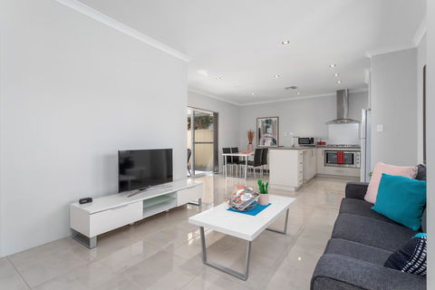 Ardross Short Stays - New South Wales Tourism  1
