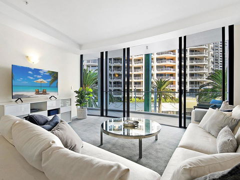 Aria Private 3 Bed In The Heart Of Broadbeach - New South Wales Tourism  0