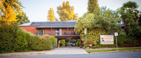 Armour Motor Inn - New South Wales Tourism  0