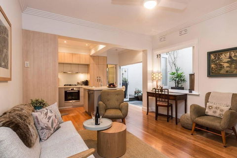 Art Deco 2 Bed Sydney/Darlinghurst Gem - New South Wales Tourism  1