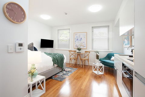 Art Deco Designer Studio In Lewisham - New South Wales Tourism  0