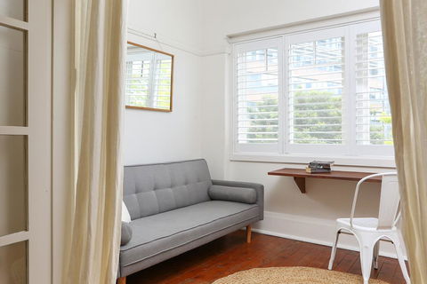 Art Deco Oasis Minutes From The City - New South Wales Tourism  2
