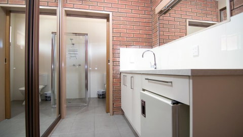 Ashleigh Court Motor Inn - New South Wales Tourism  3