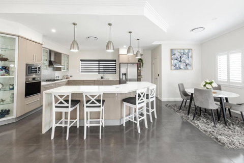 Magic On MacArthur - New South Wales Tourism  3