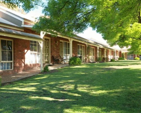 Mansfield Valley Motor Inn - New South Wales Tourism  1