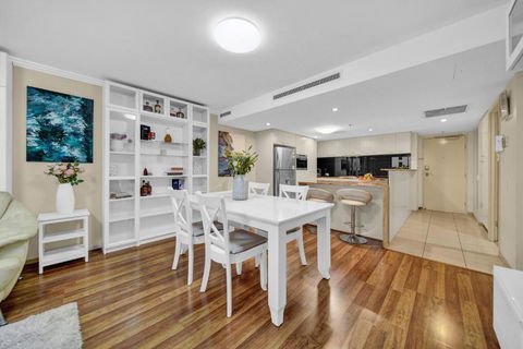 M On Mary Suites Brisbane City - New South Wales Tourism  2