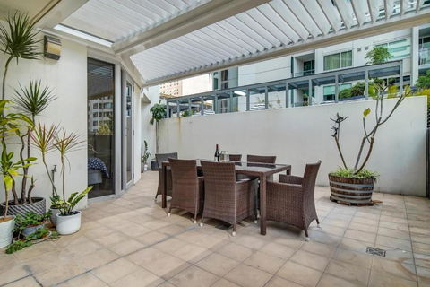 M On Mary Suites Brisbane City - New South Wales Tourism  3