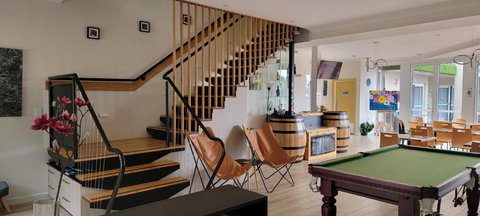 Merry Mary - New South Wales Tourism  1