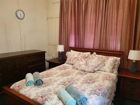 Meyenburg House - New South Wales Tourism  0