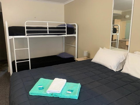 Mid Coast Motor Inn - New South Wales Tourism  1