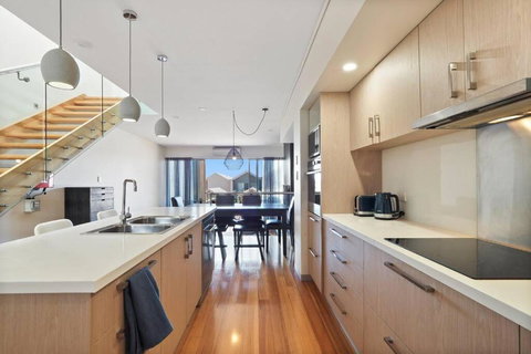 Milieu At Seine - New South Wales Tourism  3