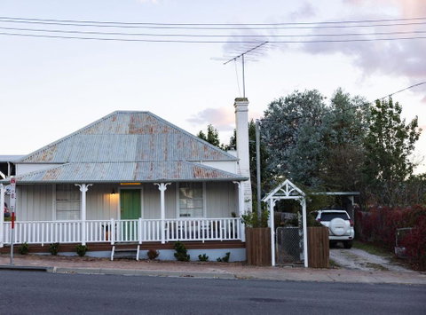 Mill Cottage - New South Wales Tourism  0