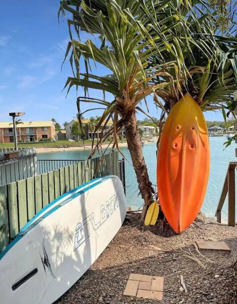 Mooloolaba Canal Front With Pontoon- 3 Beds - New South Wales Tourism  0