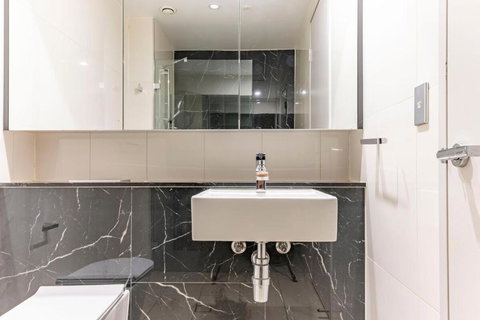 Modern 2B With Loft Bed Parking Central Mascot - New South Wales Tourism  2