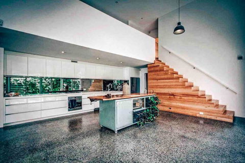 Modern House Close To CBD & Adelaide Oval - New South Wales Tourism  0