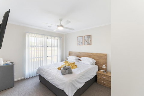 Morview Holiday Homes-Elephant - New South Wales Tourism  0