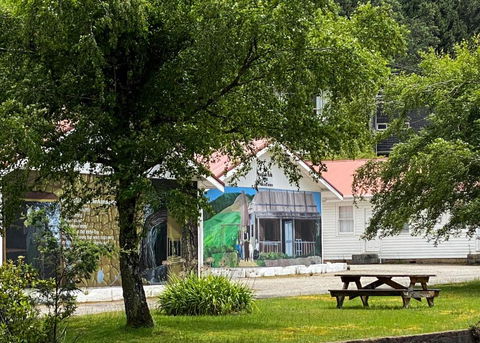 Mountain View Motel - New South Wales Tourism  1