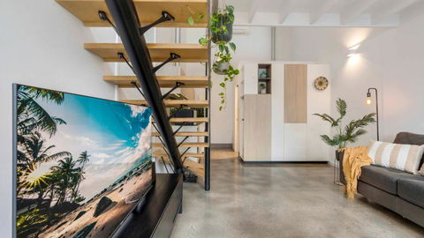 Mullum Haven 3 - Central & Stylish Townhouse - New South Wales Tourism  3