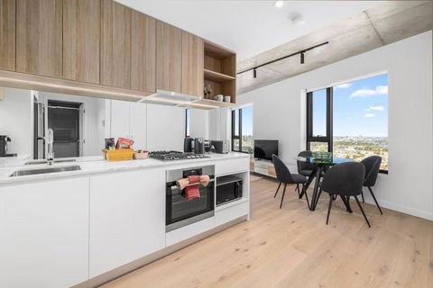 NEW Chic Stature Southbank 2 Bd - New South Wales Tourism  0