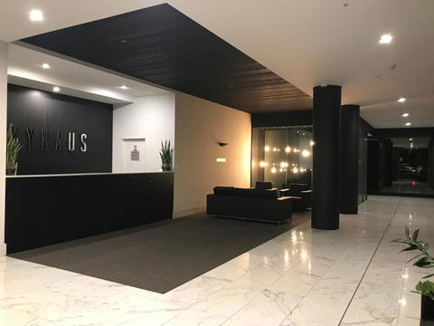 New Luxurious Skyview 2Bedroom Apartment Liverpool - New South Wales Tourism  0