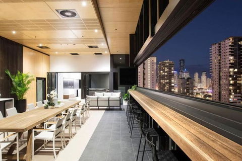New Modern Apt + Gym+ Pool - New South Wales Tourism  0