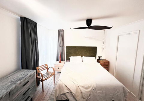 NEW Serene Modern Oasis - New South Wales Tourism  2