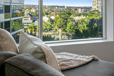 NS504 - Comfort And Convenience In North Sydney - New South Wales Tourism  0