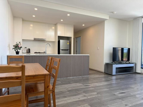 Nice And Clean Apartment With Free Netflix And Parking - New South Wales Tourism  0