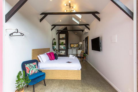 Nowra Studio Barn - New South Wales Tourism  2
