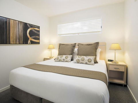 Oaks Middlemount Suites - New South Wales Tourism  3