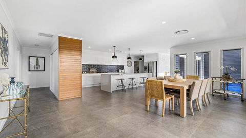 Oasis At Sapphire - New South Wales Tourism  1