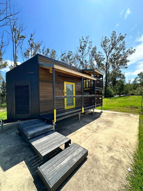 Ocean Breeze Tiny House - Ocean And Lake View - New South Wales Tourism  1