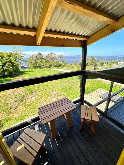 Ocean Breeze Tiny House - Ocean And Lake View - New South Wales Tourism  2