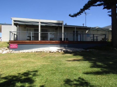 Ocean Devotion - Point Turton - New South Wales Tourism  0