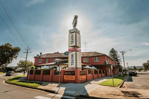 Northside Hotel Albury - New South Wales Tourism  0