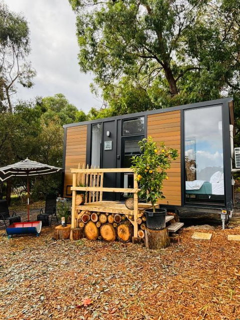 Orange 2 By Tiny Away - New South Wales Tourism  0
