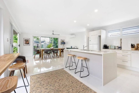 OCEAN55- Mooloolaba Family Holiday Home - New South Wales Tourism  0
