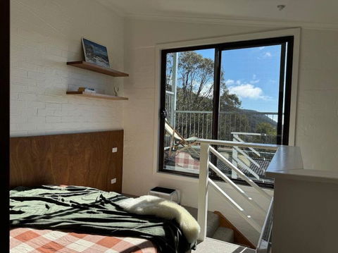 One Cedarwood - Petite Challet Falls Creek - New South Wales Tourism  1